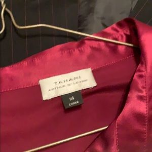 Women’s Tahari 3 piece suit.